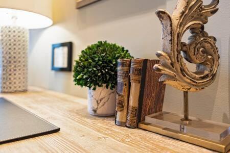 Hip Urban Loft - Small Town Charm - 124 Lofts #1 West Dundee Dış mekan fotoğraf